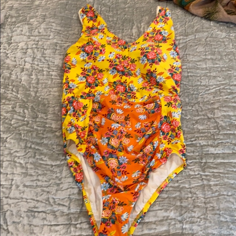 Matilda Jane women’s large swimsuit